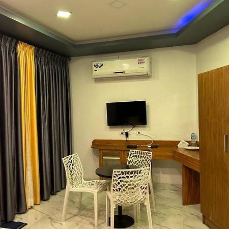 Kottakuppam G Hotel מראה חיצוני תמונה