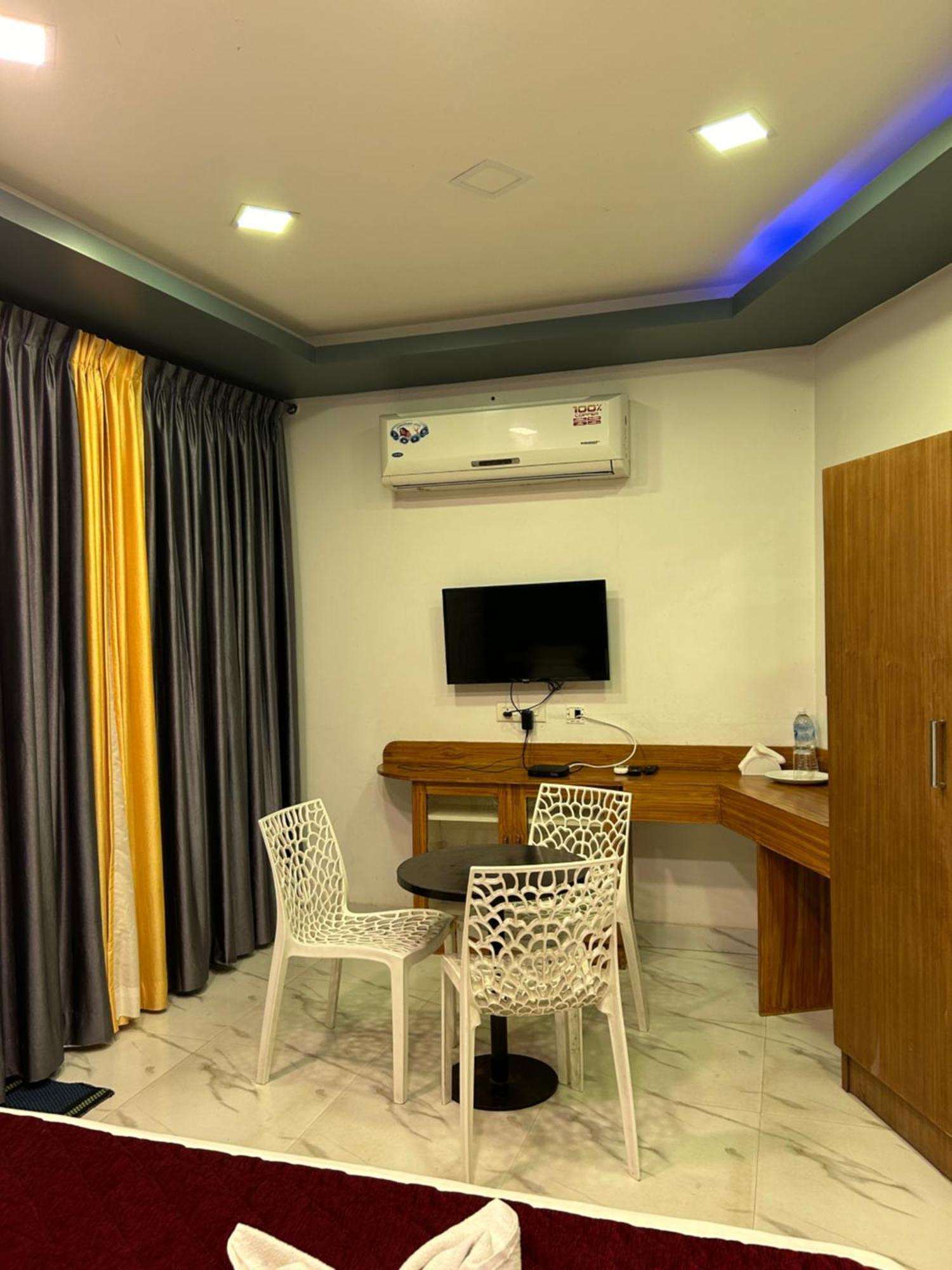 Kottakuppam G Hotel מראה חיצוני תמונה